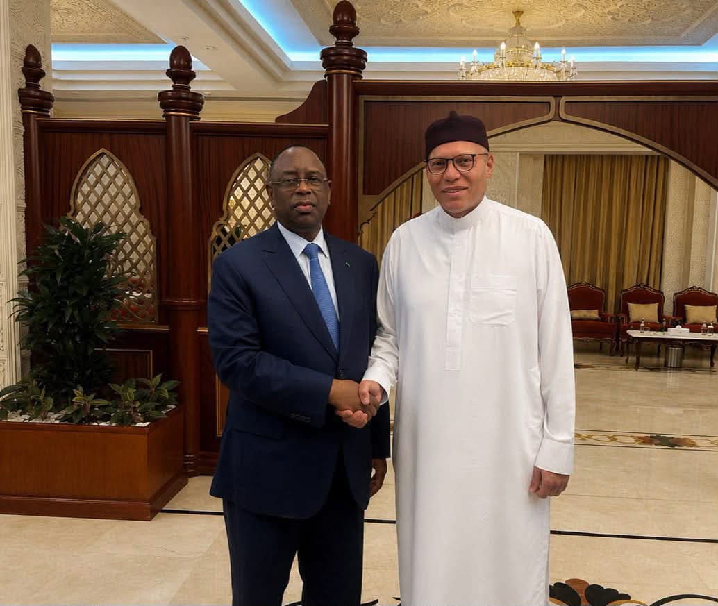 Doha : Macky Sall retrouve Karim Wade lors d’une visite marquée par le deuil et la diplomatie