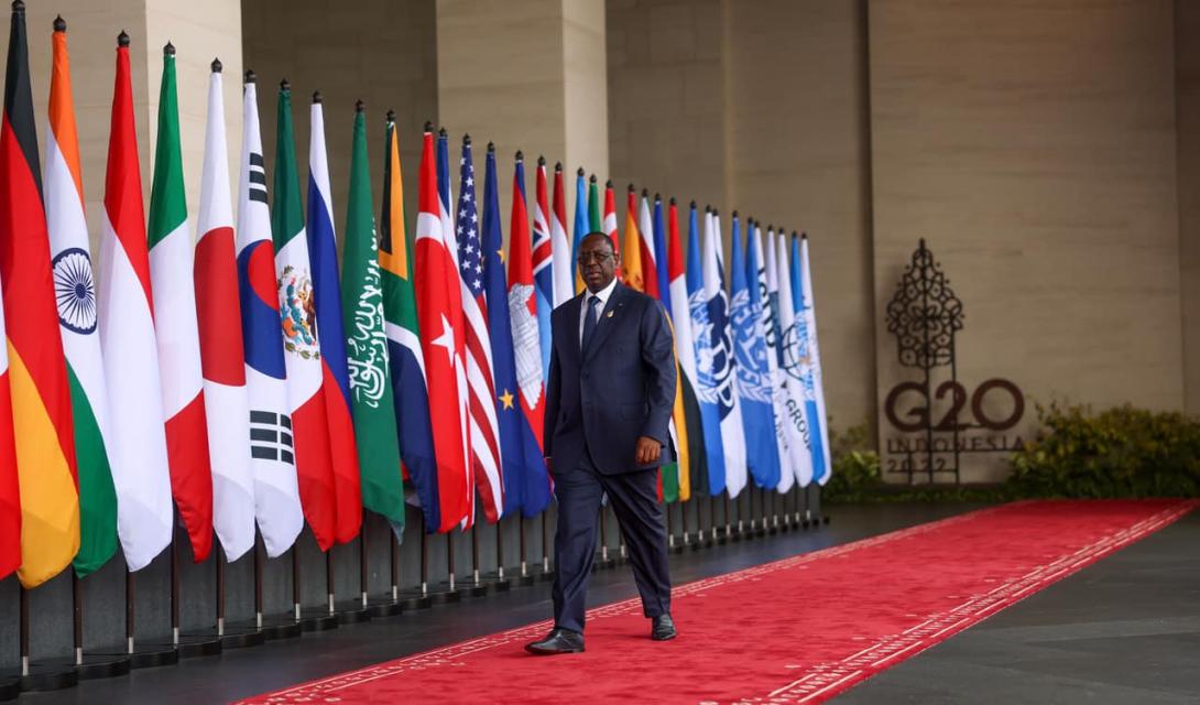 L'Afrique entre renouveau démocratique et défis sécuritaires : quel avenir politique pour le continent ? (2e Partie) par ndiawar diop