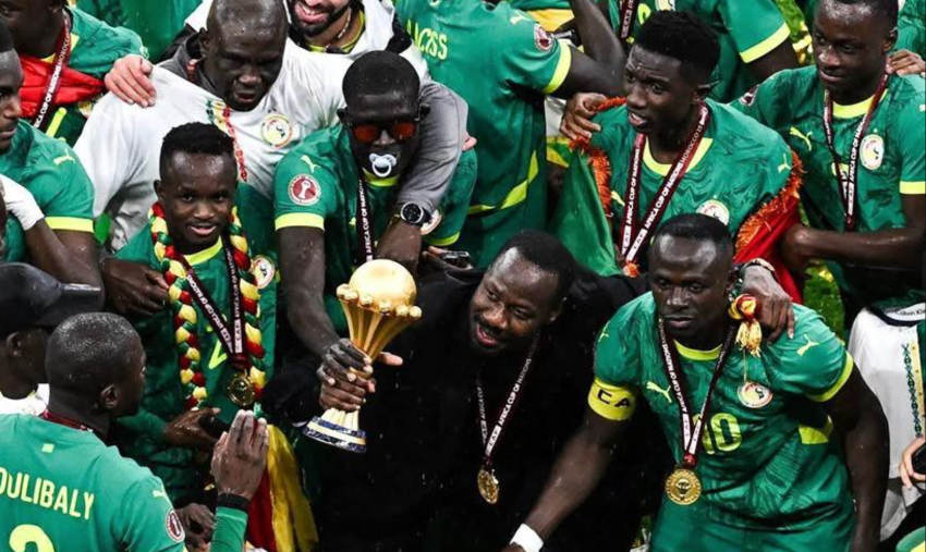 Football – Après le départ de Pape Thiaw : la FSF lui rend un vibrant hommage et salue son héritage à la tête des Lions