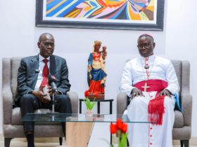 Dakar : le Premier ministre Ahmadou Al Aminou Lô à la rencontre de l’archevêque André Guèye