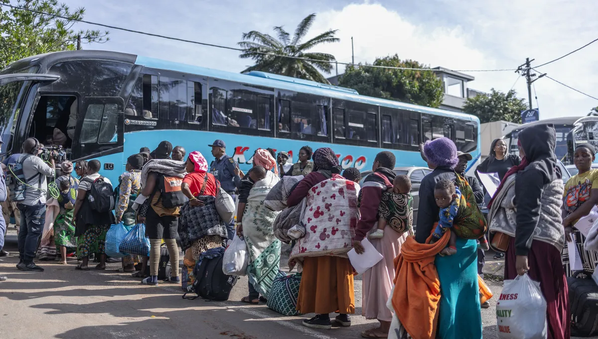 Afrique du Sud : 50 Sénégalais regagnent Dakar, la peur face aux tensions anti-migrants
