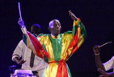 Doudou Ndiaye Coumba Rose : un livre retrace la trajectoire d’une légende du sabar