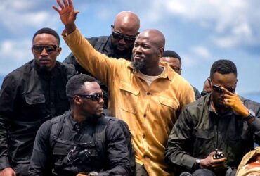 Guinée : Mamadi Doumbouya regagne Conakry après son séjour en Grèce