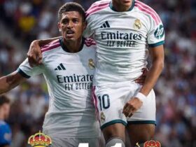 Real Madrid frappe fort : Mbappé signe un triplé et Mourinho réussit son retour au Bernabéu