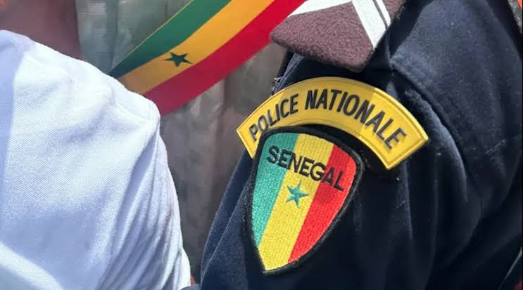 Thiès : un policier blessé au poignet lors d’une tentative de cambriolage, un suspect interpellé