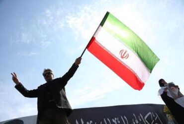 Qui dirige réellement l'Iran ? Le pouvoir entre le président, le Guide suprême et les Gardiens de la révolution