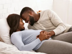 Couple : pourquoi le désir sexuel peut diminuer avec le temps et comment en parler