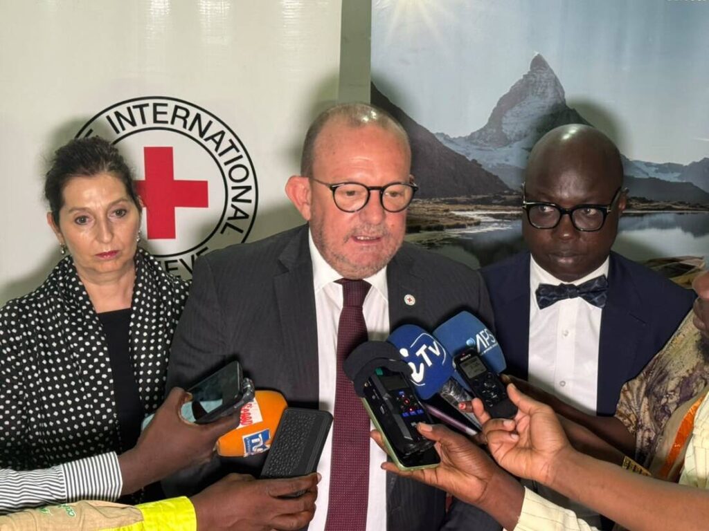 Guerre et intelligence artificielle : à Dakar, le Sénégal et le CICR refusent de laisser les machines décider de la vie ou de la mort