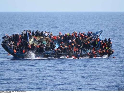 Route des Canaries : plus de 80 morts dans une pirogue partie de Gambie après 27 jours de dérive