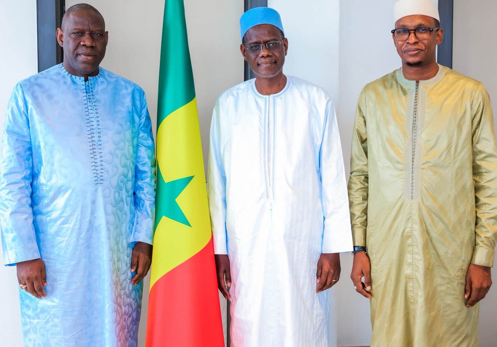 Ahmadou Alhaminou Lô, a tenu, ce vendredi 9 octobre 2026, une séance de travail avec le directeur général de la Haute Autorité du WAQF (HAW), Dr Ahmed Lamine Athie, et le président de la Commission de supervision de cette structure, El Hadj Amar Lô