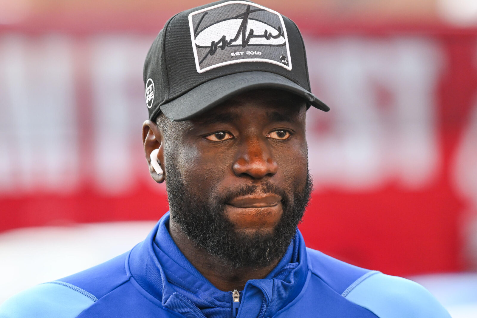 Cheikhou Kouyaté lève le voile sur son secret : des douleurs au cœur longtemps cachées pour ne pas quitter les Lions