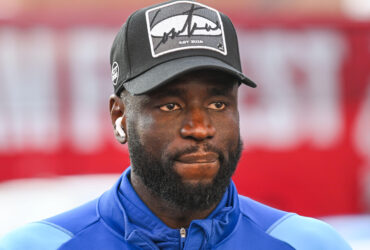 Cheikhou Kouyaté lève le voile sur son secret : des douleurs au cœur longtemps cachées pour ne pas quitter les Lions