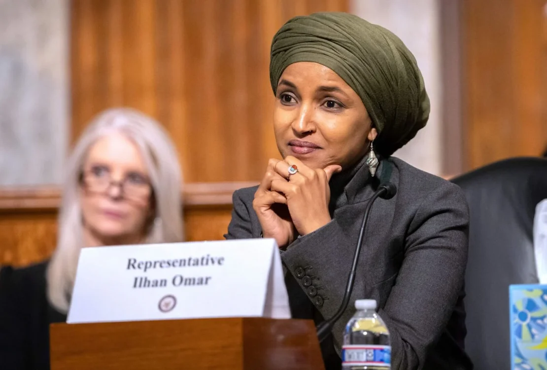 États-Unis : perquisition chez Ilhan Omar, une élue démocrate dans le viseur d’une enquête sur sa naturalisation