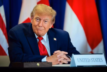 France : Donald Trump accuse l’immigration et prédit que Paris deviendra bientôt « une ville musulmane »