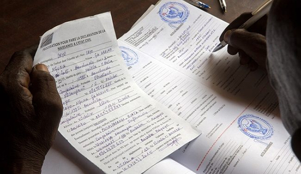 Fraude à l’état civil au Sénégal : l’affaire « Boy Dakar » met en lumière les zones d’ombre des registres de naissance