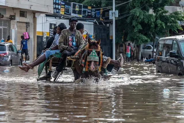 Inondations à Dakar : pourquoi certains sinistrés pourraient ne pas être indemnisés par leur assurance