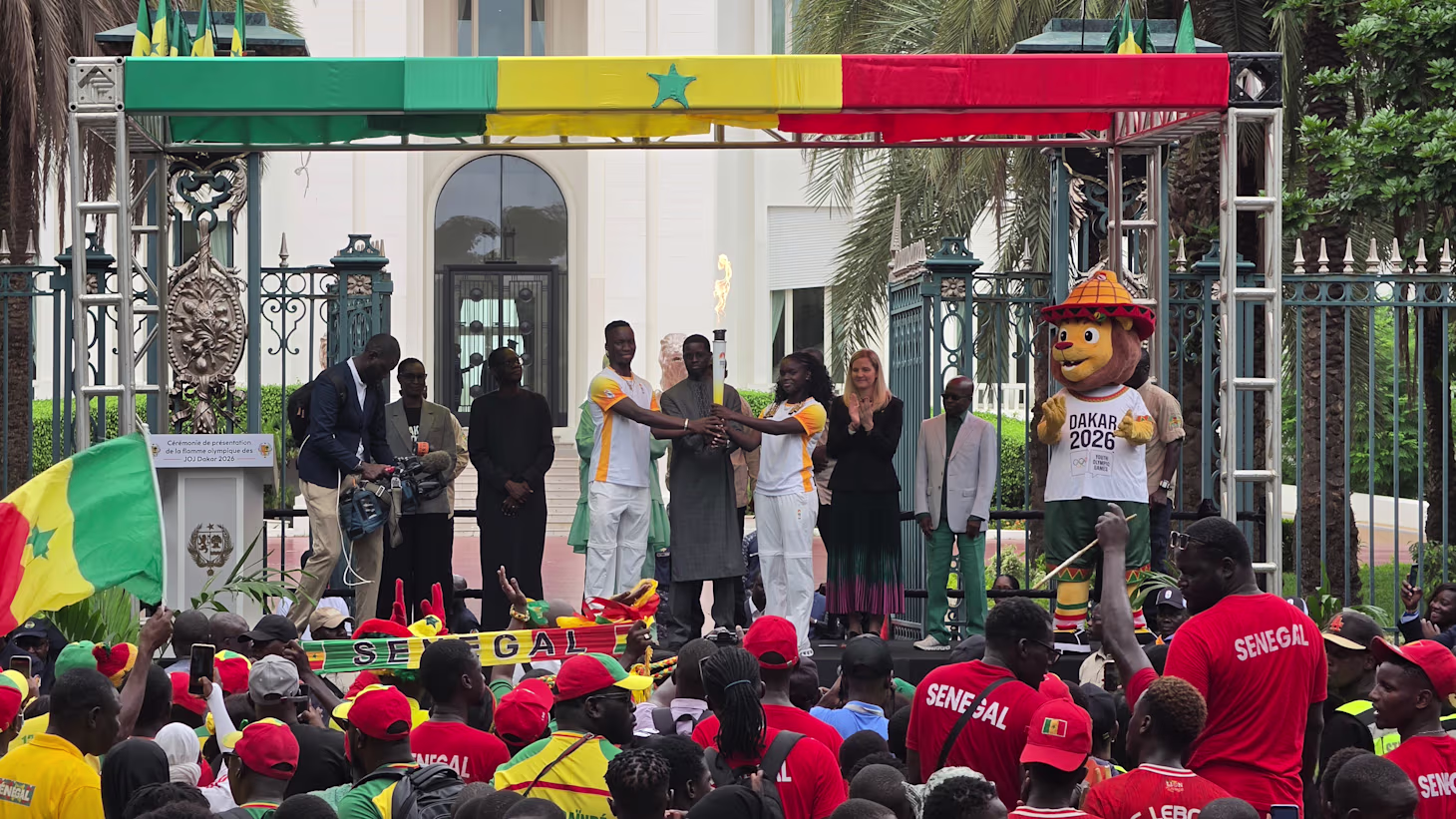 JOJ Dakar 2026 : la flamme olympique sillonne le Sénégal avant le rendez-vous historique du 31 octobre