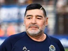 Mort de Diego Maradona : jusqu’à 12 ans de prison requis contre son médecin personnel