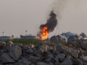 Yémen–Arabie saoudite : les Houthis menacent Aramco après une frappe sur un site pétrolier près de Sanaa