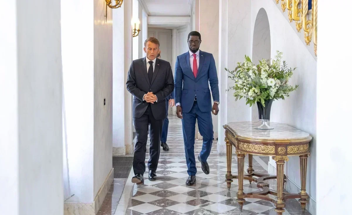 Emmanuel Macron attendu à Dakar les 30 et 31 octobre : les enjeux d’une visite très attendue